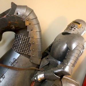 Medieval knight full armor on horse decor SHOWN LIVE! Request in comments!